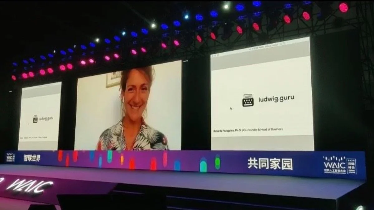 Roberta presents Ludwig at the World Artificial Intelligence Conference (WAIC) | Shanghai 2019
